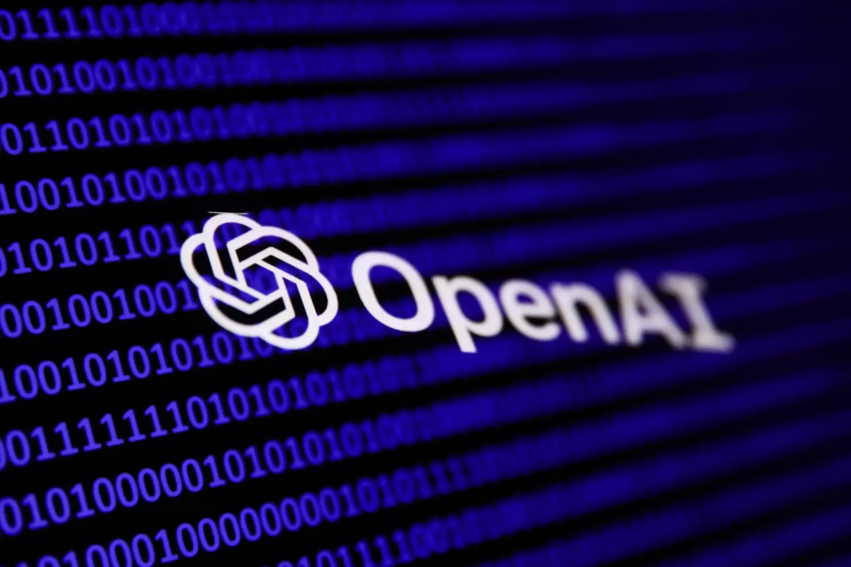 OpenAI 终于“开门”了，迟到五年的 GPT-oss 亮相